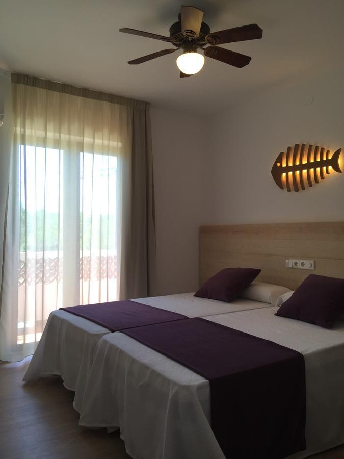 Apartamentos DELFIN Es Calo (Formentera) Exterior foto
